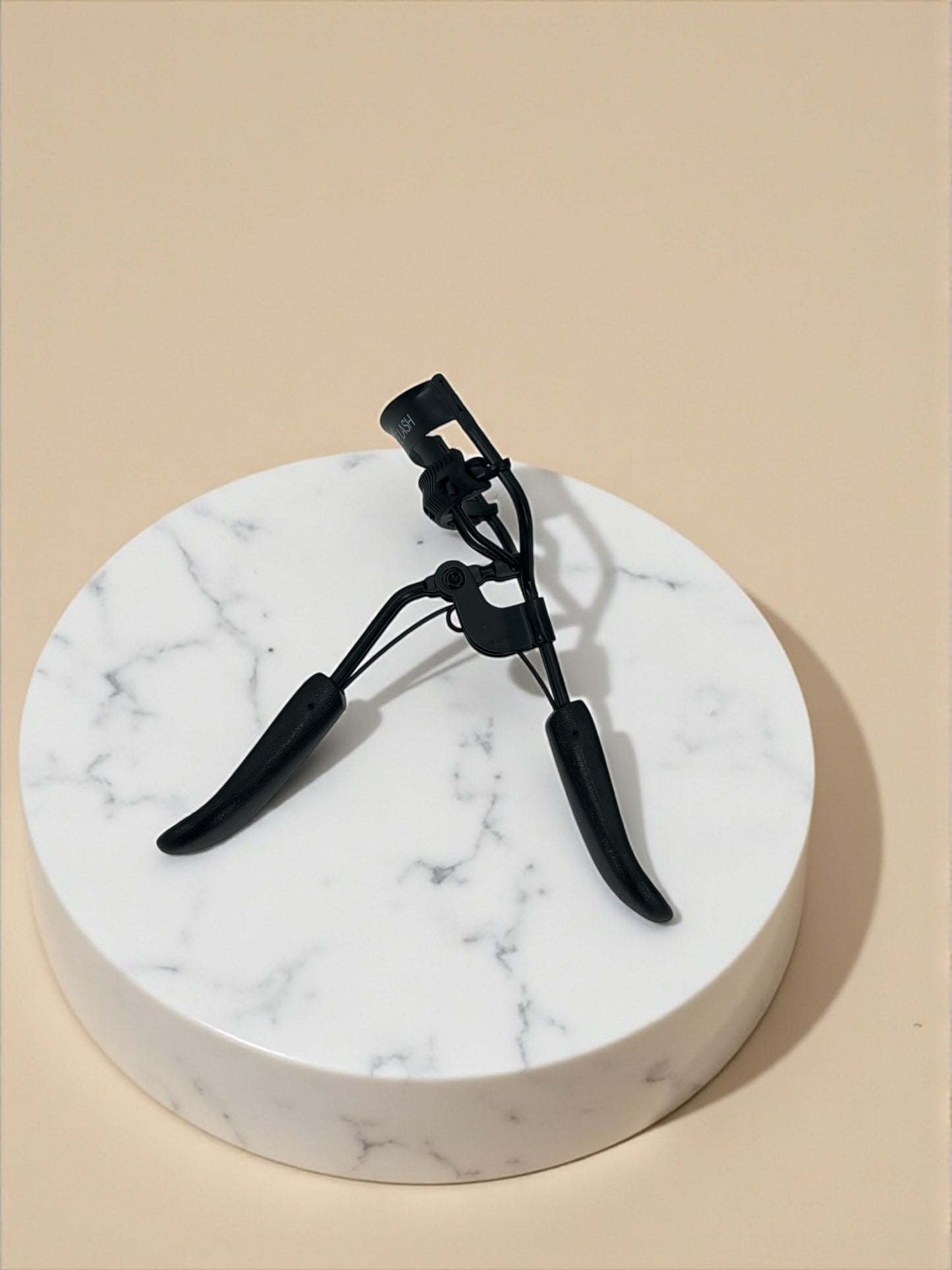 Eyelash Curler